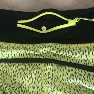 Size 4 Clarity Yellow Speed Short - TRADED
